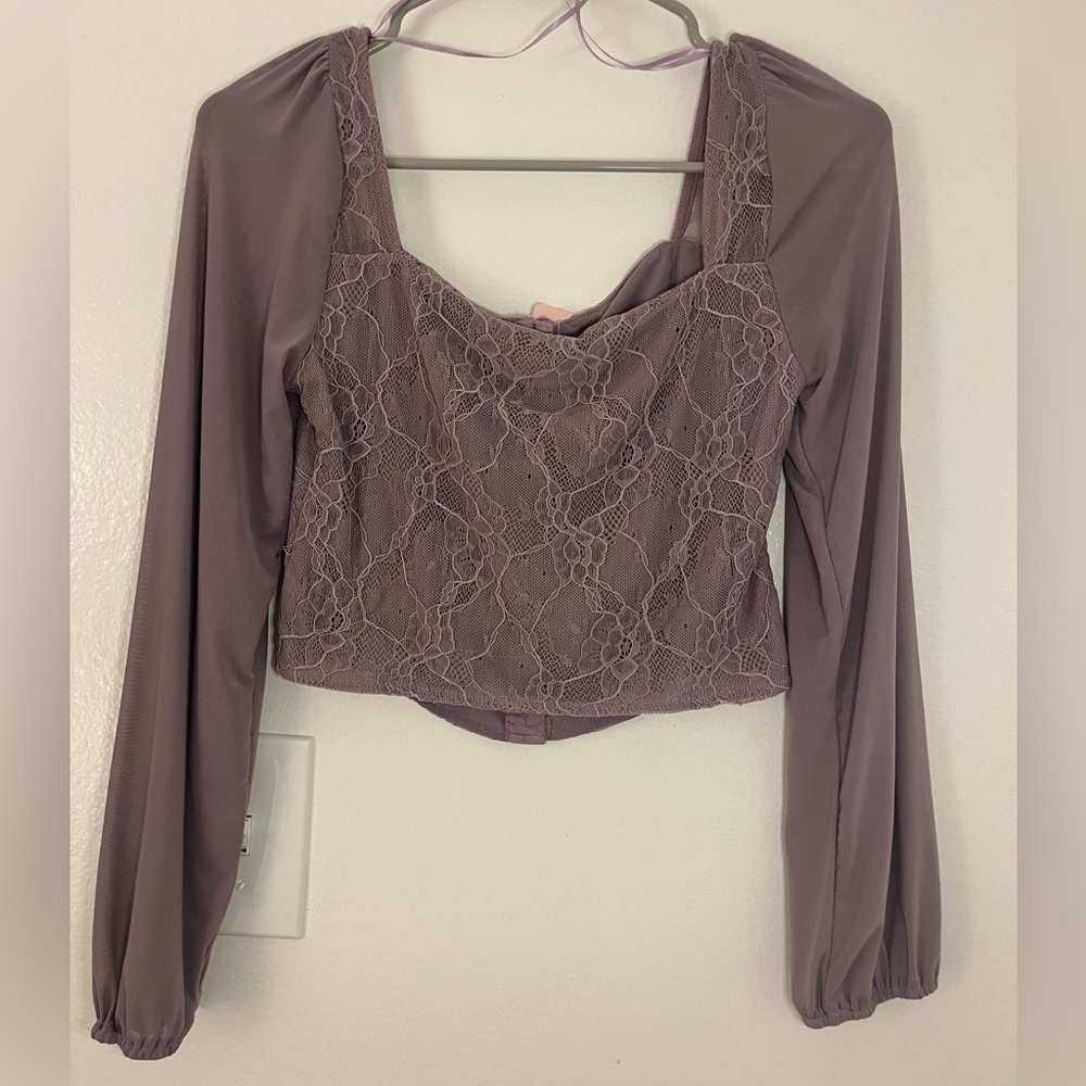 Chic Lace Long Sleeve Blouse in Mauve